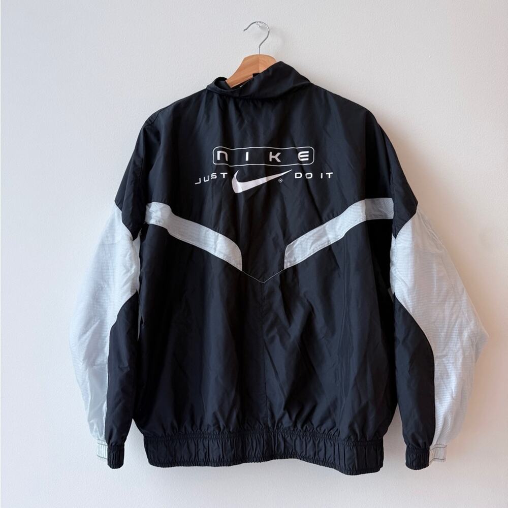 Nike Windbreaker Jacket - Picture 2 of 5